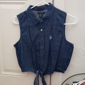 Crop. U.S. polo shirt